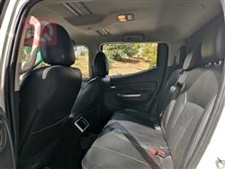ميتسوبيشي L200